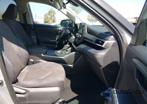 2021 Toyota Highlander Le from USA, damaged, VIN 5TDBZRBH3MS123770